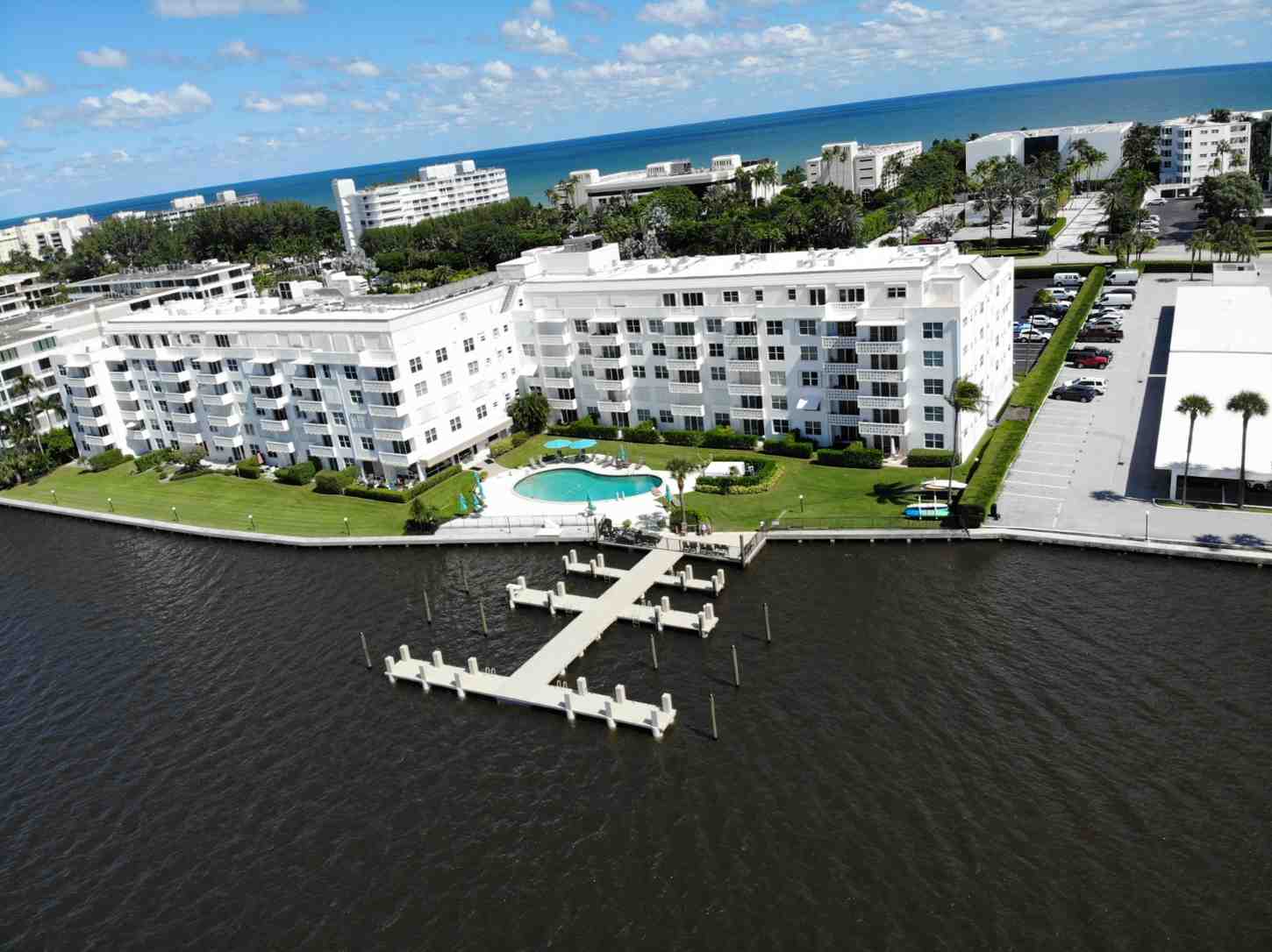 Coast Seawall Dock and Boatlifts | Projects 1