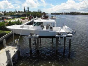 Coast Seawall Dock and Boatlifts | How to Choose the Right Boat Lift Service in Florida boat lift service